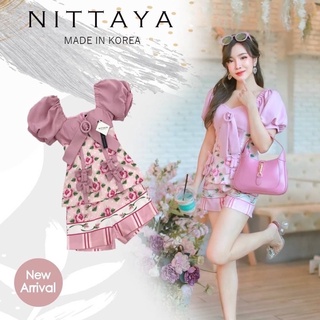 งานป้าย NITTAYA เซ็ทเสื้อ+กางเกงขาสั้นสีชมพูลายดอกกุหลาบ