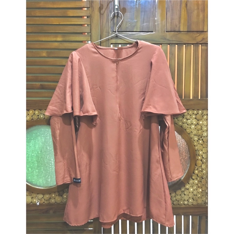 PRELOVED BLOUSE VACCINE (JASMIN)