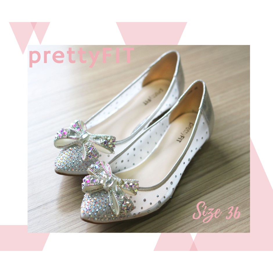 รองเท้า PRETTY FIT  สีเงิน รุ่นSW2BSI ไซส์ 36 สีเงิน สภาพใหม่มาก