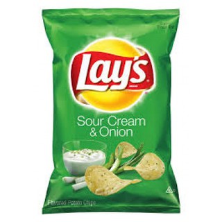 Lays Sour Cream &amp; Onion Potato Chips 184g. เลย์ มันฝรั่งทอดกรอบ รสครีมเปรี้ยวและหัวหอม 184 กรัม