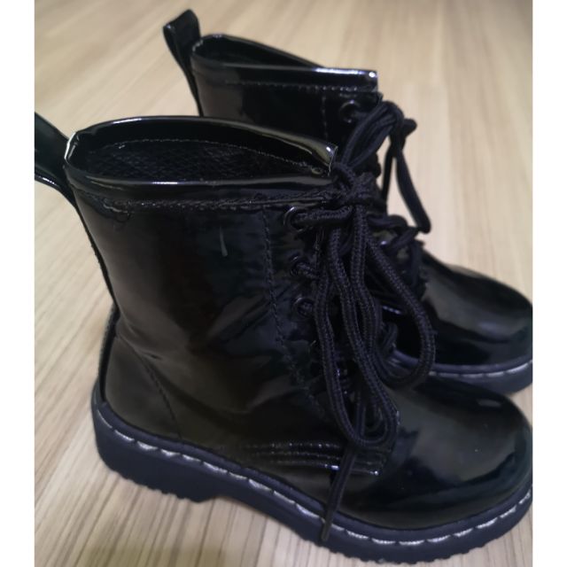 รองเท้าบูท​เด็กสีดำยี่ห้อOllieแท้