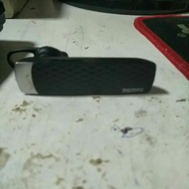 หูฟังบลูทูธ ยี่ห้อ Remax