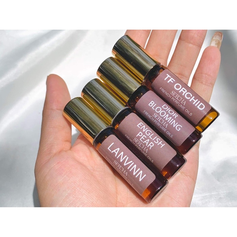 น้ำหอมสีชาขนาด6ml กลิ่นผู้ชายสุดฮิต ต้องมีให้ครบทุกกลิ่น