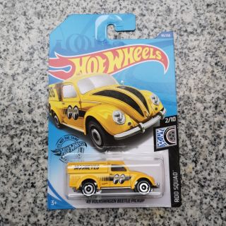 แพ็คยับ Hotwheels Volkswagen Beetle Pickup Mooneyes สีเหลือง