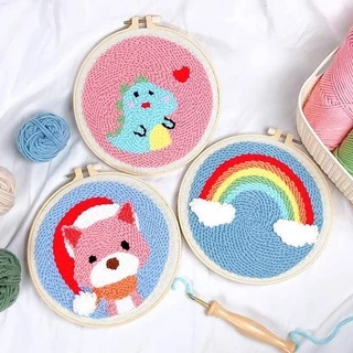 ชุดเย็บปักถักร้อย งานปักสำหรับมือใหม่ ชุดปักครอสติช ภาพวาดการ์ตูน DIY ของขวัญ ชุดอุปกรณ์เย็บปักถักร้อยเย็บปักถักร้อย Diy เซตปักฟู สําหรับผู้เริ่มต้น punch needle Embroidery Kit Needlework for Beginner