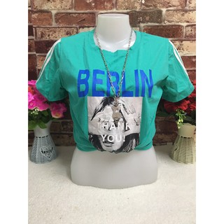 เสื้อยืดผู้หญิง เสื้อผ้าผู้หญิง เสื้อ รุ่น1875ลายBerlin