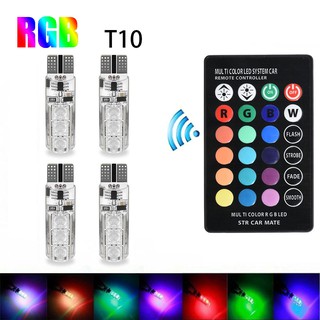 4 ชิ้น T10 6SMD 5050 RGB หลอดไฟ LED รถยนต์สีสันสดใสพร้อม / รีโมตควบคุม