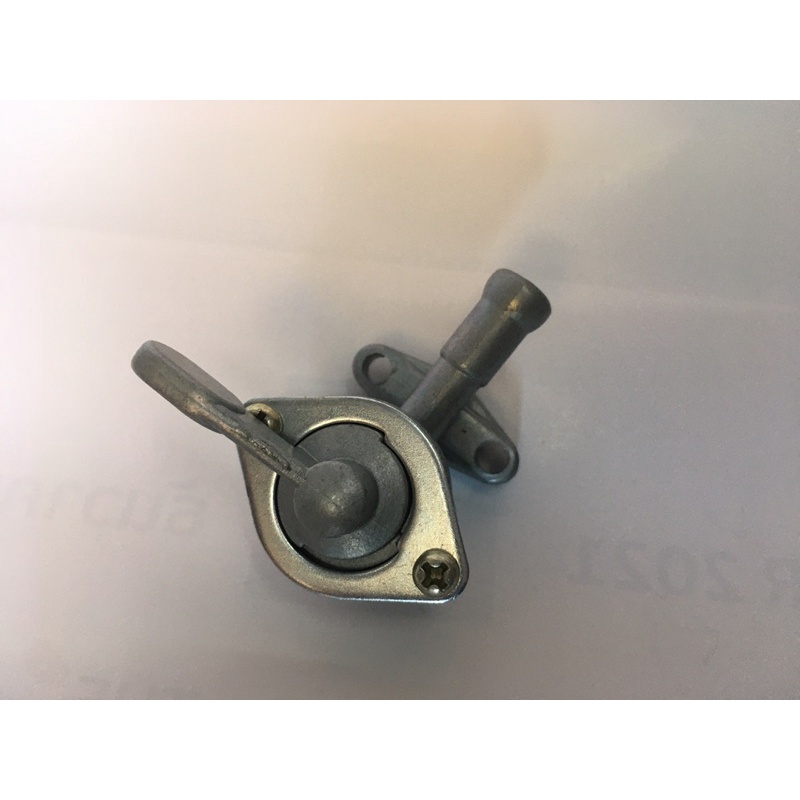 ก๊อกน้ำมัน เครื่องตัดหญ้า411 อะไหล่411 อะไหล่เครื่องตัดหญ้า411