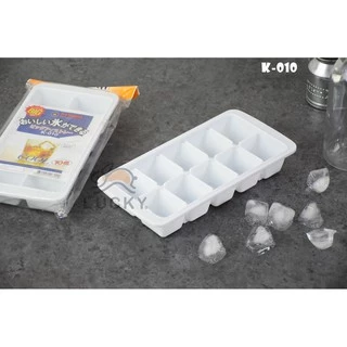 LUCKY HOME ถาดทำน้ำแข็ง ก้อนใหญ่ 10 ช่อง K-010 ขนาดถาด (กว้างxยาวxสูง): 12.4 x 25.6 x 4 cm