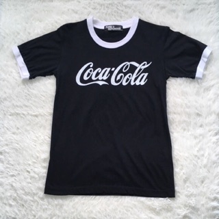 เสื้อยืดCoca cocl เหลือสีดำ