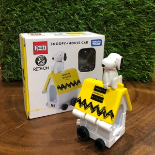 LIMITED SNOOPY HOUSE TOMICA (SNOOPY MUSEUM TOKYO)