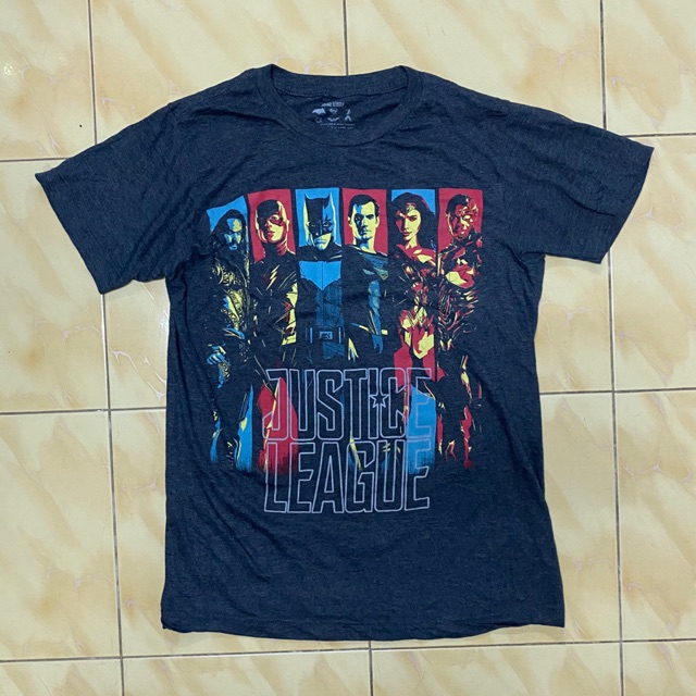 เสื้อยืดมือสอง JUSTICE LEAGUE