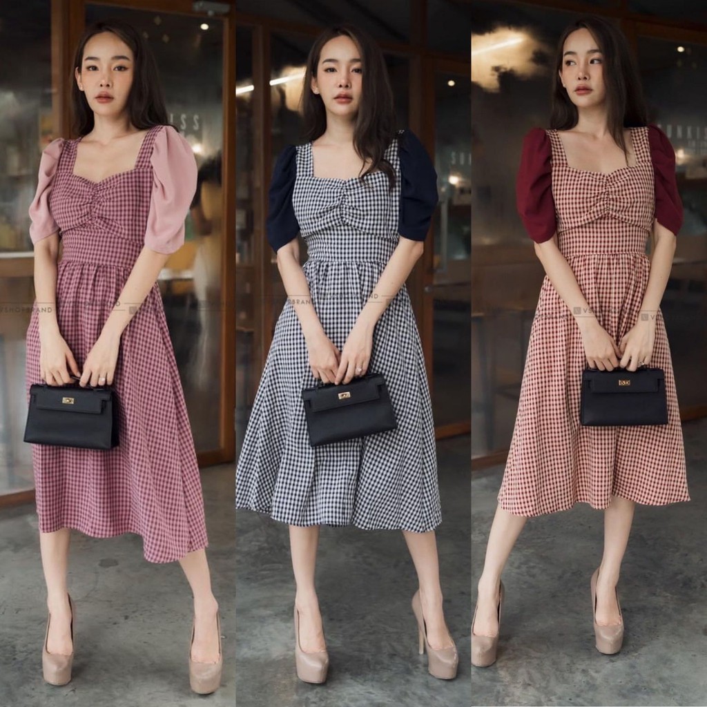 Code no:2010013802-Vshop เดรสแขนพอง แต่งลายสก๊อต เนื้อผ้าคอตตอน  เอวสม็อค เว้าหลัง พร้อมเชือกคาดค่ะ
