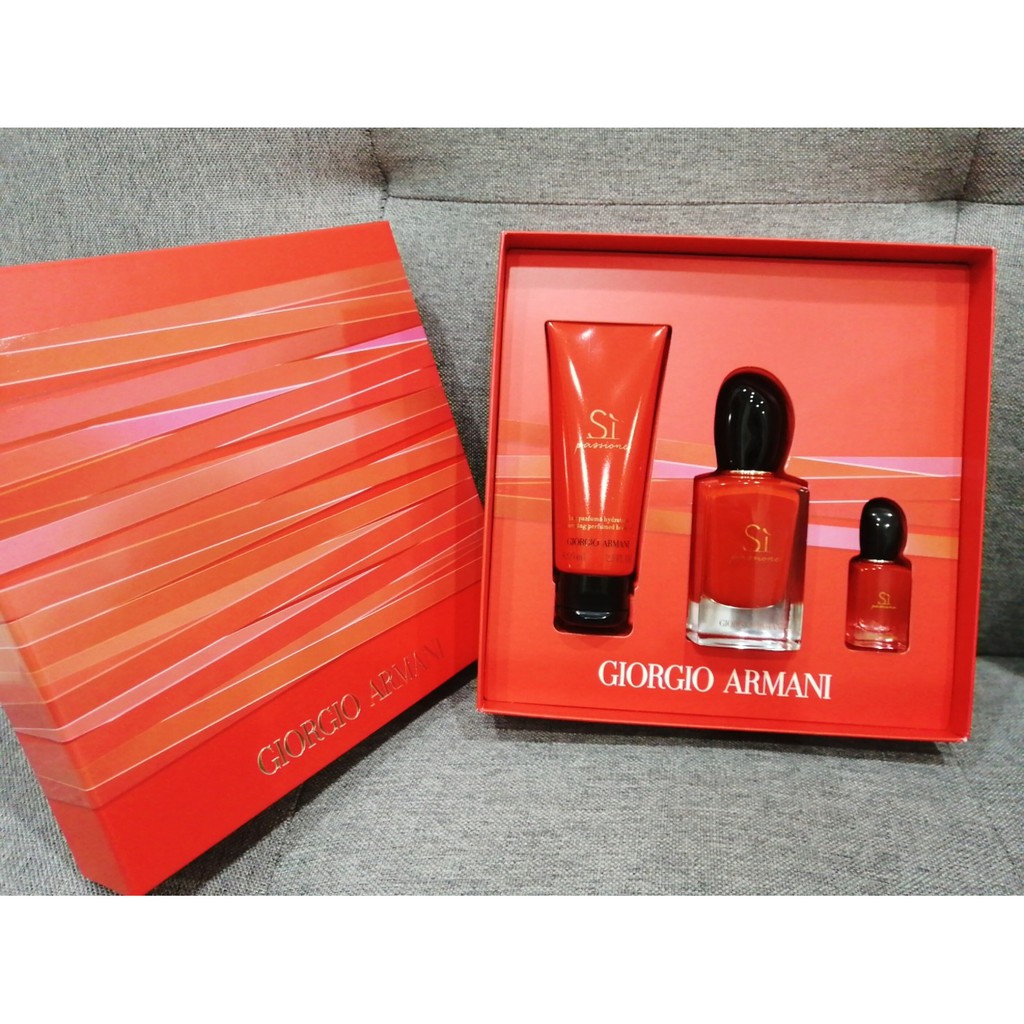 Gift Set Giorgio Armani SI Passione EDP 50 ml + 7 ml + Body Lotion 75 ml. |  Shopee Thailand