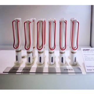 **พร้อมส่ง หายากมากๆเเล้วค่ะ** Lamy japan limited 2018 white with red clip ปากกาหมึกซึม สีขาวคลิปแดง ลิมิเตตญี่ปุ่น