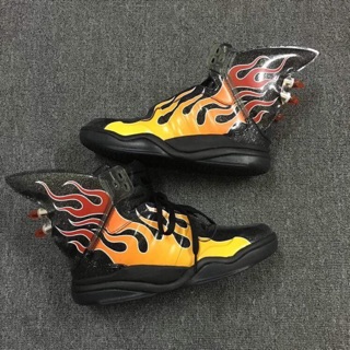 พรีออรเดอร์ ADIDAS X JEREMY SCOTT รวม ems Size : 36,37,38,38.5 eu Pre order 25-30days