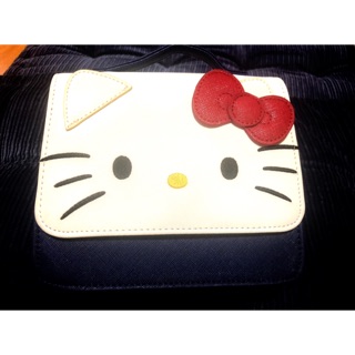 กระเป๋าสะพาย หน้า Hello Kitty