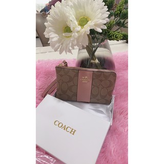 กระเป๋าคล้องมือ กระเป๋าใส่เหรียญ Coach 7นิ้ว