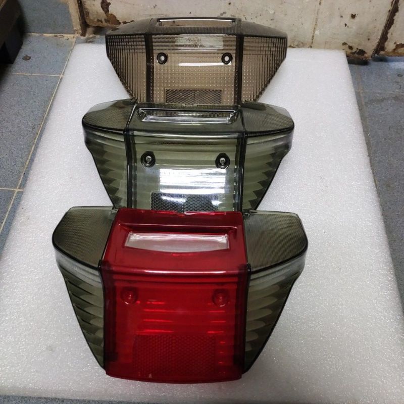 ฝาครอบไฟท้าย lampu belkang (รมควัน/ดีบุก) honda ex5 dream ex5 high power ex5 lama