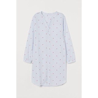 H&amp;M lady ชุดนอนเสื้อเชิ้ต ชุดนอนผู้หญิง สไตล์เสื้อเชิ้ต Cotton nightshirt ลายริ้วฟ้าขาว จุดหัวใจแดง