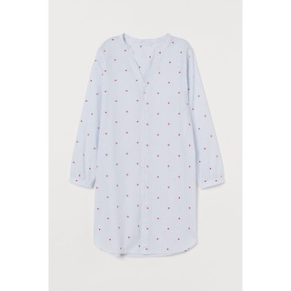 H&amp;M lady ชุดนอนเสื้อเชิ้ต ชุดนอนผู้หญิง สไตล์เสื้อเชิ้ต Cotton nightshirt ลายริ้วฟ้าขาว จุดหัวใจแดง