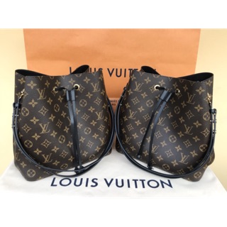 กระเป๋าสะพาย LOUIS VUITTON  New dc18