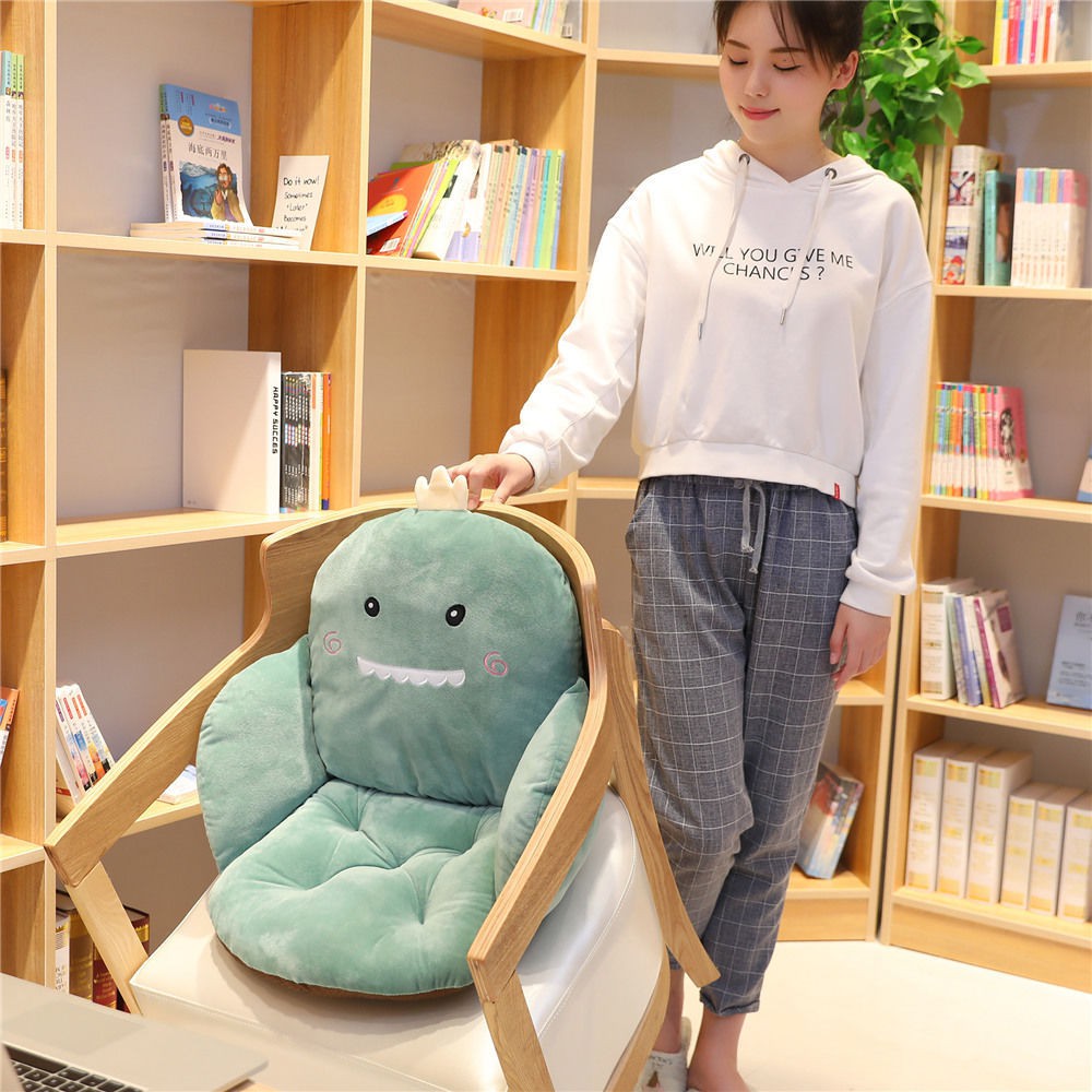 Happy House สินค้าพร้อมส่ง เบาะรองนั่ง ตัวการ์ตูนสุดน่ารัก ผ้านุ่มนิ่ม นั่งสบาย สามารถพิงหลังได้ มีแผ่นกันลื่น ลายน่ารัก - รูปที่ 5