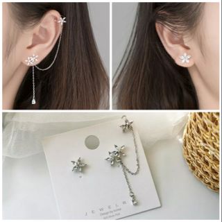 ต่างหูดอกไม้คริสตัล พร้อมต่างหูหนีบห้อยโซ่เข้าชุด • Crystal Flowers Chain Earrings Set