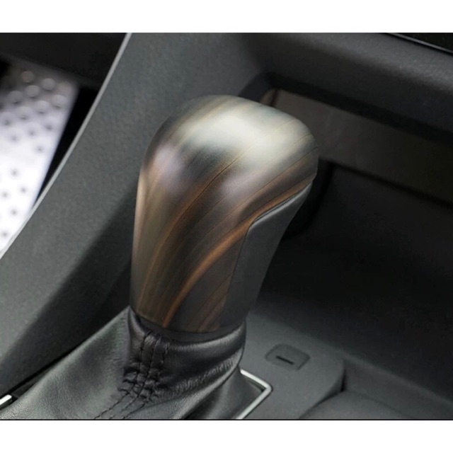 ครอบหัวเกียร์ลายไม้ Camry All new 2018-2025