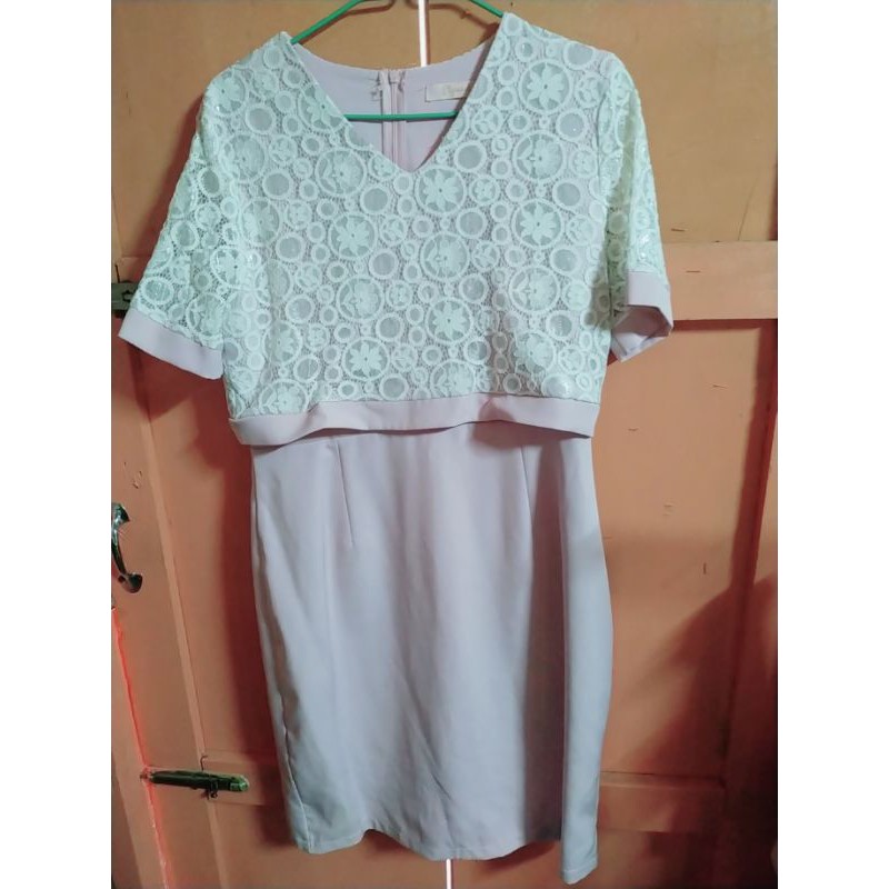 ชุดเดรสงานแบรนด์ Elgrand มือสอง