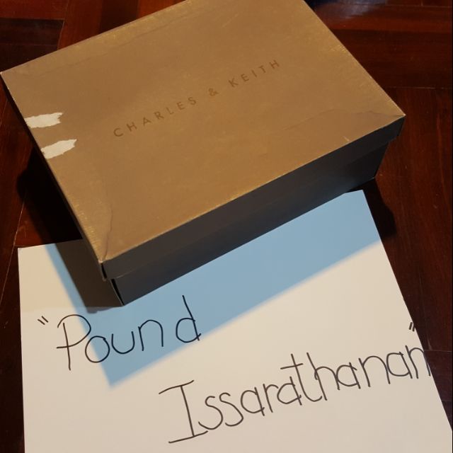 รองเท้า CHARLES & KEITH