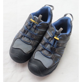 Keen Oakridge Low Size 36EU สีเทา/น้ำเงิน มือสอง ของแท้