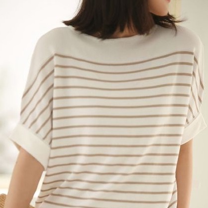 LHSunday ✨เสื้อยืดแฟชั่นคอกลมแขนสามส่วน ลายทางสลับสี สีพื้นมีให้เลือกถึง 4 สี 🌈  ลุคสาวเกาหลี อย่าพลาดกันน้าา😍🛍️🔥 - รูปที่ 6