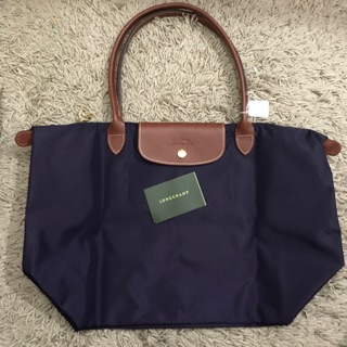 Long champ m หูยาว