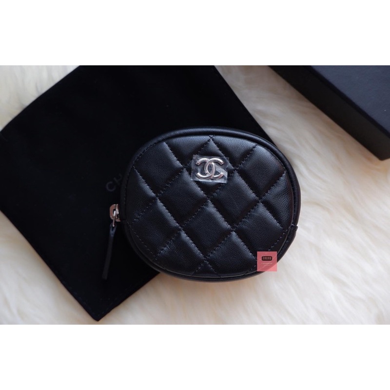 New chanel round coin purse lambskin holo29