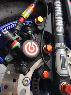 สติกเกอร์สะท้อนแสง BREMBO STICKER สําหรับคาลิปเปอร์ YAMAHA NVX ขนาดมาตรฐาน (2 ชิ้น)