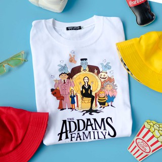 เสื้อยืดคอกลม The Addams Family | Thrift Apparel T-Shirtเสื้อยืด