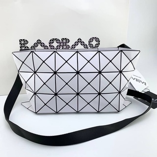 BAO BAO ISSEY MIYAKE LUCENT MATTE 6X4 BLOCK CROSSBODY BAG กระเป๋าสะพายข้างครอสบอดี้ แบรนด์บาวบาว อิซเซ่ มิยาเกะ เรขาคณิต