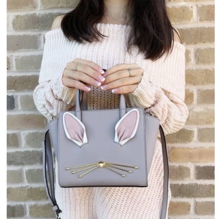 🎀 (สด-ผ่อน) กระเป๋าสะพาย สีเทา แต่งกระต่าย WKRU4757 KATE SPADE RABBIT MINI HAYDEN CROSSBODY BAG