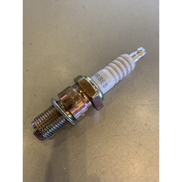 หัวเทียน BR8ES NGK Yamaha