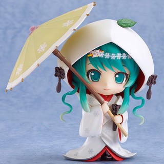 Nendoroid Snow Miku : Strawberry White Kimono Ver.