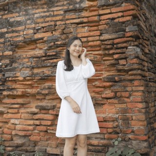 Delia dress เดรสสีขาว