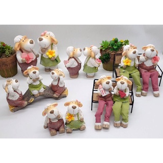 ตุ๊กตาแกะในท่าทางต่างๆ น่ารัก ใช้ประดับและตกแต่งบ้าน