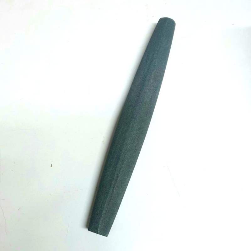 Gardening Tools 140 บาท หินลับมีดตัดหญ้า หินลับจอบ หินลับอีโต้ ถากใบมีดตัดหญ้า หินฆ่าพุงมีดกรีดยางพารา หินถาก หินหยาบ ทรงกลมยาว 12นิ้ว Home & Living