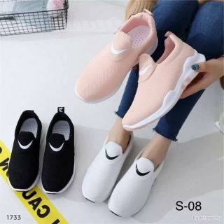 รองเท้าผ้าใบ
36-40
ราคา 590 บาท