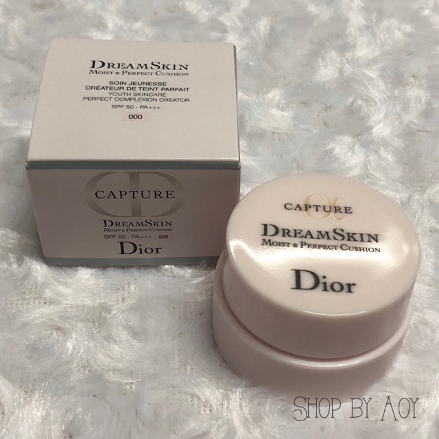 Dior Capture Totale DreamSkin Moist &amp; Perfect Cushion SPF50 PA+++ เบอร์ 000 ขนาดทดลอง