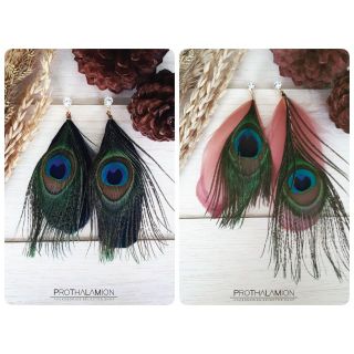 Rose Black Feather Bohemian Chic Handmade Earrings : ต่างหู ตุ้มหู ขนนก สีกุหลาบ ดำ โบฮีเมียน ประดับ เพชร