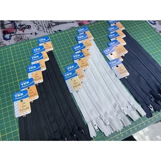 ซิป ซิปพลาสติกykk( ราคา1โหล-12เส้น)ซิปสั้น ซิปykk ซิปวายเคเค วายเคเค ซิปกระเป๋า ซิปหัวล็อค ซิปล็อคอัตโนมัติ ซิปอย่างดี