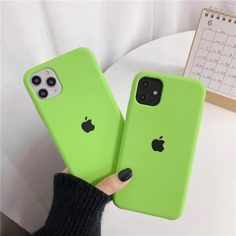 เคสซิลิโคนสีนีออน iPhone มีโลโก้