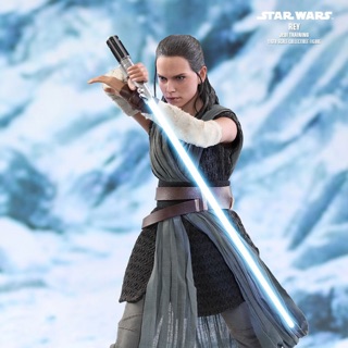 REY (JEDI TRAINING) MMS446 Hot Toys